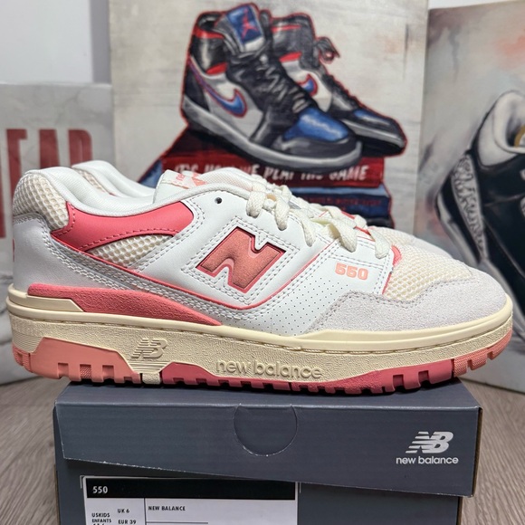 New Balance 550 Desert Pink Sea Salt Shoes GS
5.5Y/7W, 6Y/7.5W, 6.5Y/8W, 7Y/8.5W - Picture 1 of 13